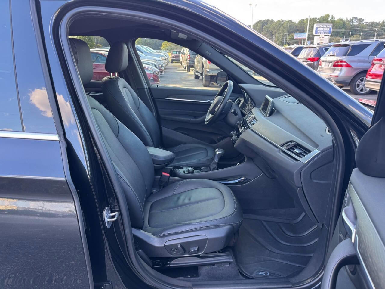 Used 2016 BMW X1 xDrive28i image 11