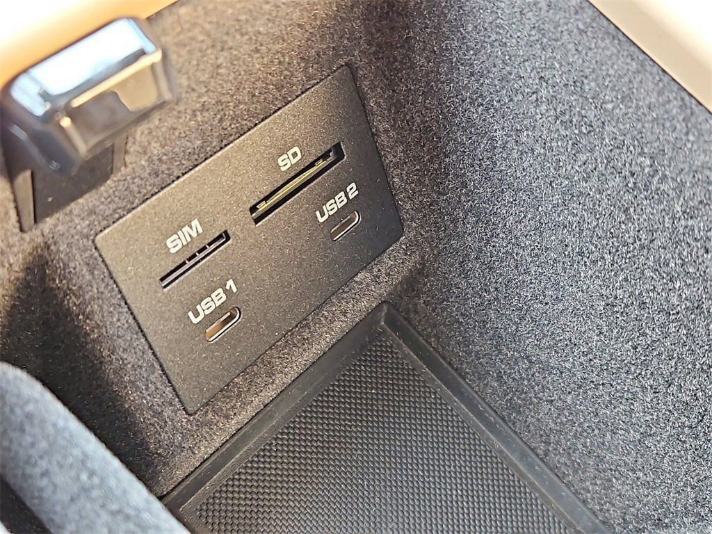 New 2026 Porsche Macan image 16