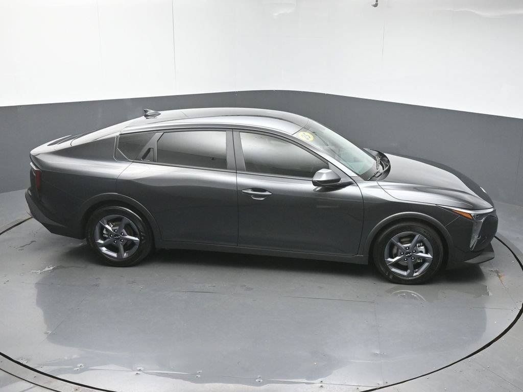 Used 2025 Kia K4 FWD image 46
