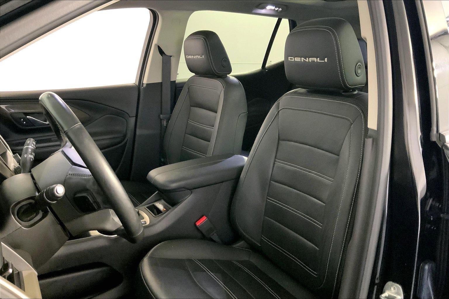 Used 2023 GMC Terrain Denali w/ Denali Premium Package image 22