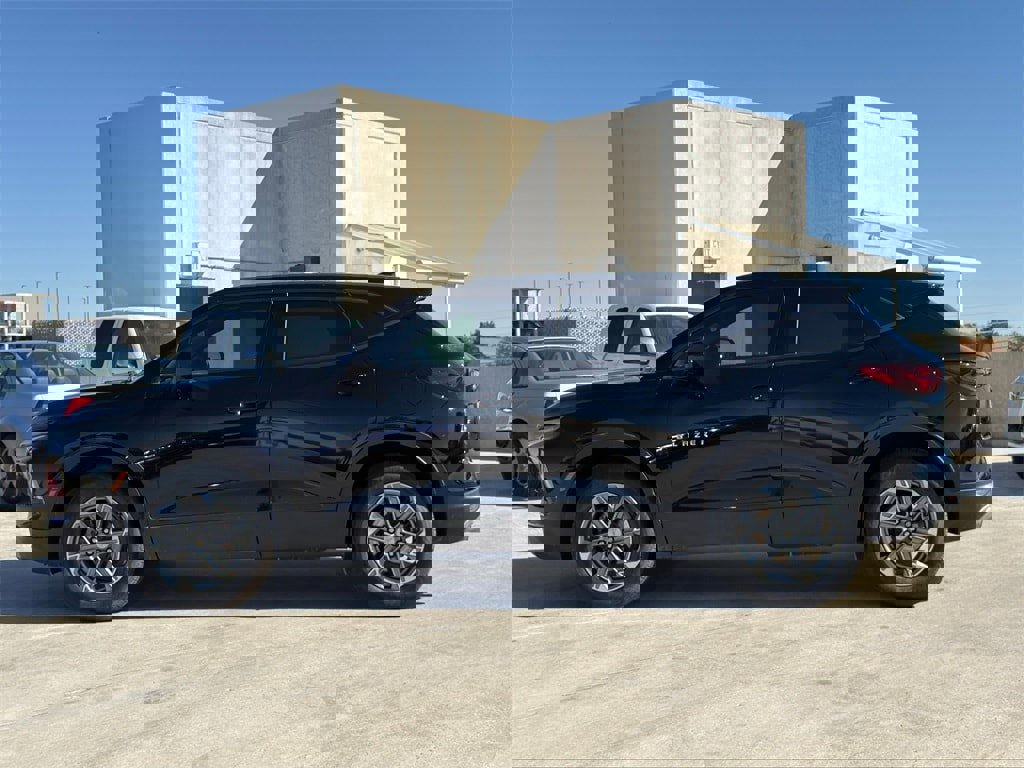 Used 2024 Chevrolet Blazer LT w/ LPO, Floor Liner Package image 6