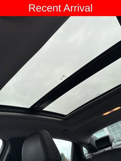 Used 2016 Chevrolet Malibu Premier w/ Driver Confidence Package image 11