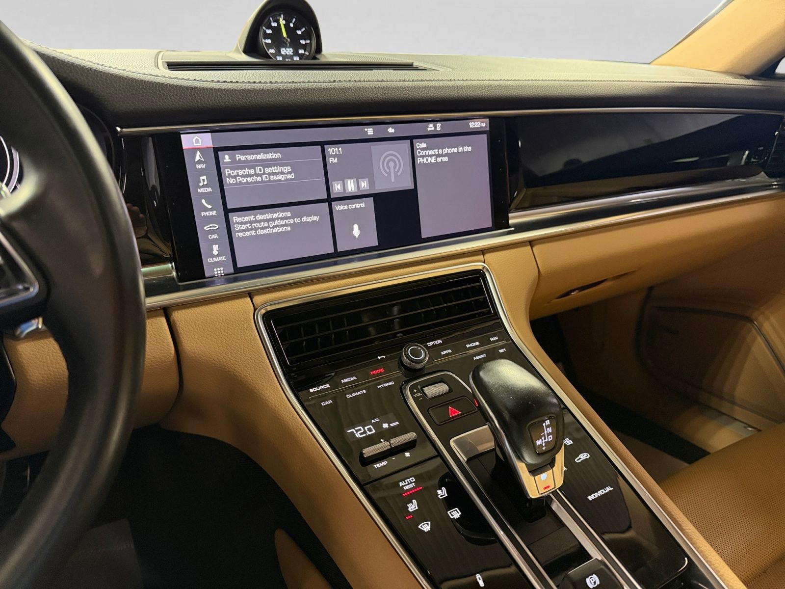 Used 2021 Porsche Panamera 4S w/ Premium Package AWD/4WD image 29