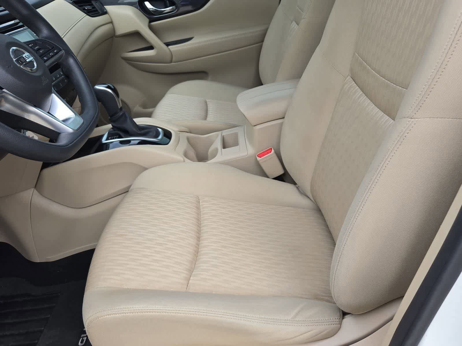 Used 2017 Nissan Rogue S FWD image 14
