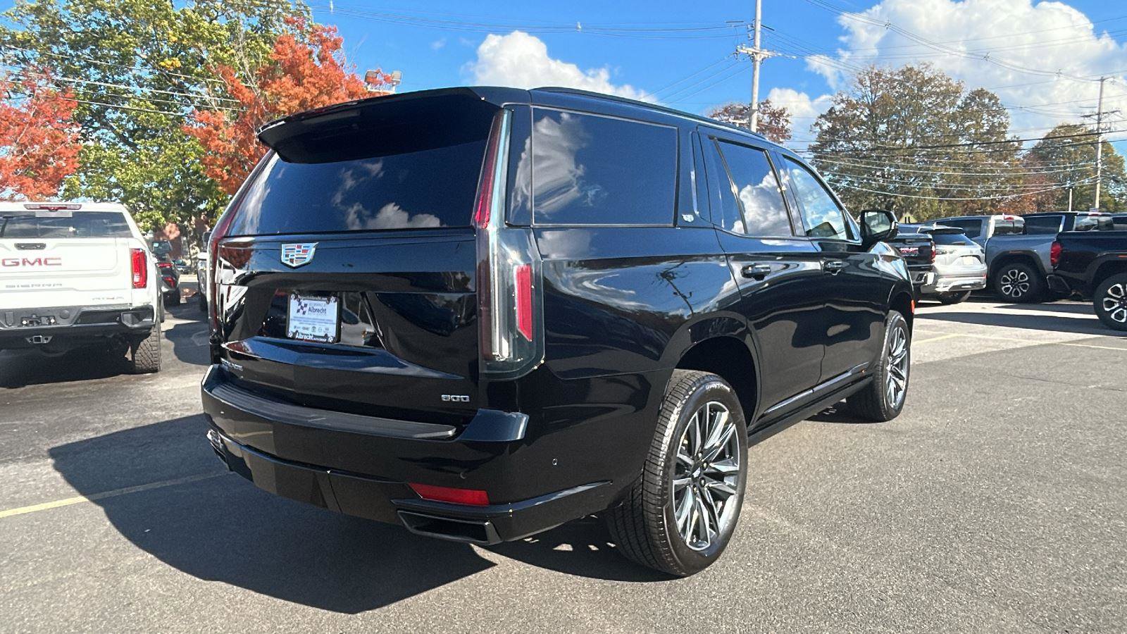 Certified 2024 Cadillac Escalade Sport Platinum w/ Heavy-Duty Trailer Package image 9