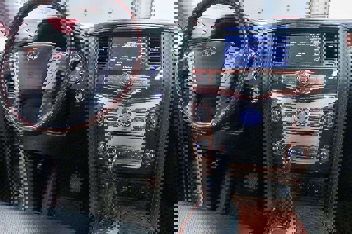 Used 2019 INFINITI QX80 Luxe w/ Proassist Package image 32