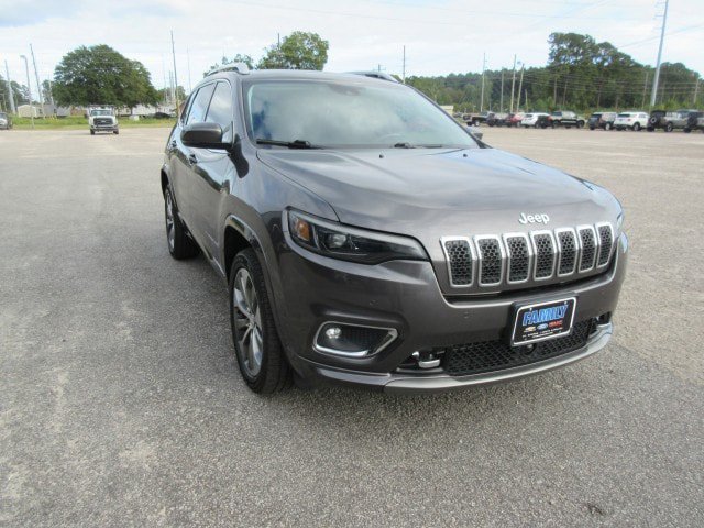 Used 2019 Jeep Cherokee Overland w/ Technology Group AWD/4WD image 7