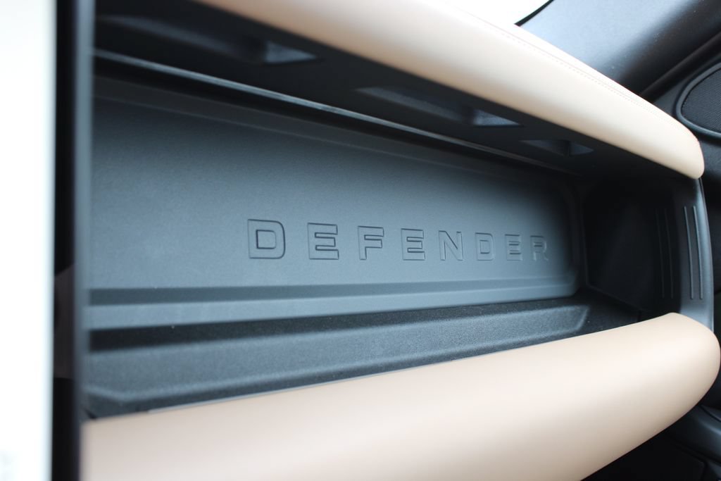 New 2026 Land Rover Defender 110 S AWD/4WD image 25