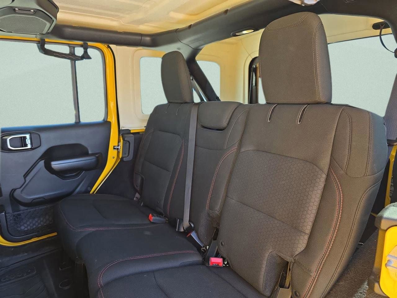 Used 2018 Jeep Wrangler Unlimited Rubicon AWD/4WD image 21