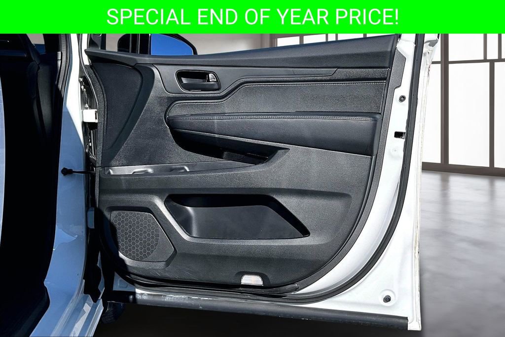 Certified 2023 Honda Odyssey Sport image 29