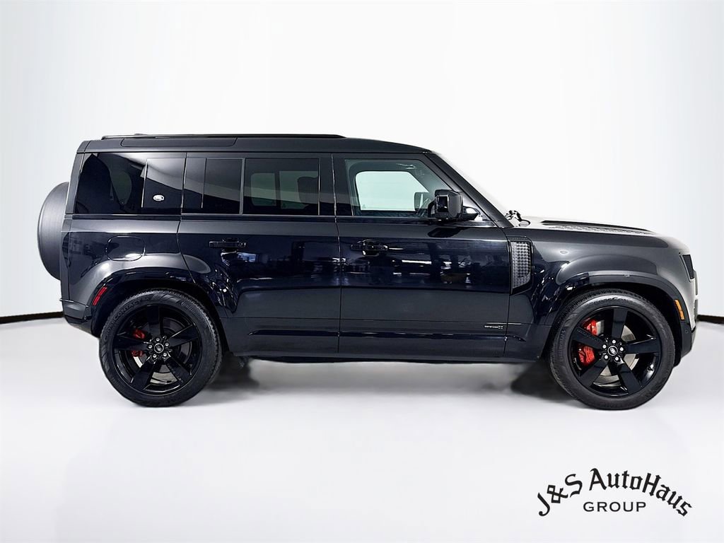 Used 2022 Land Rover Defender 110 X image 8