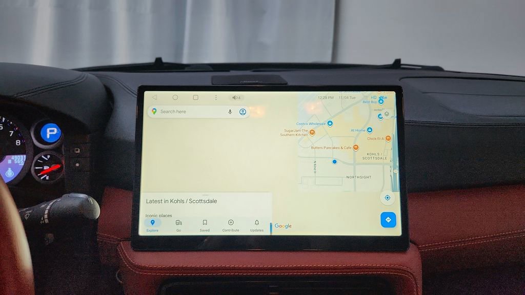 Used 2017 Nissan GT-R Premium w/ Premium Interior Package image 19