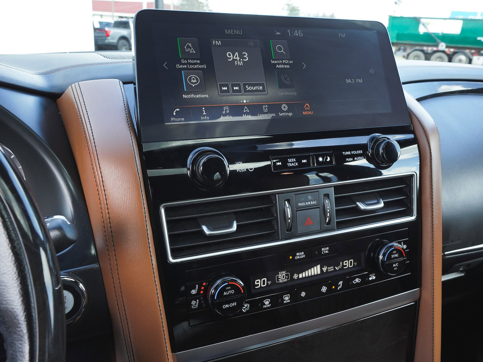 Used 2024 INFINITI QX80 Sensory AWD/4WD image 29