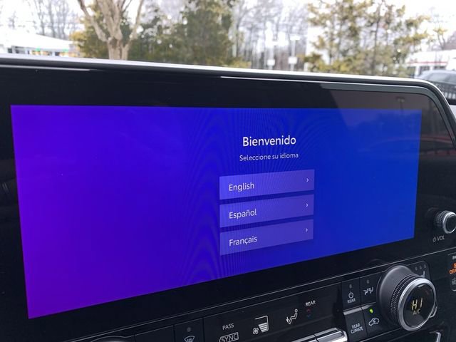 Certified 2024 Toyota Highlander XLE image 21