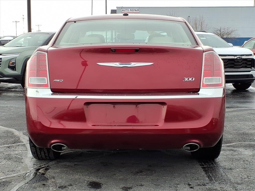 Used 2014 Chrysler 300 AWD w/ Driver Convenience Group image 19