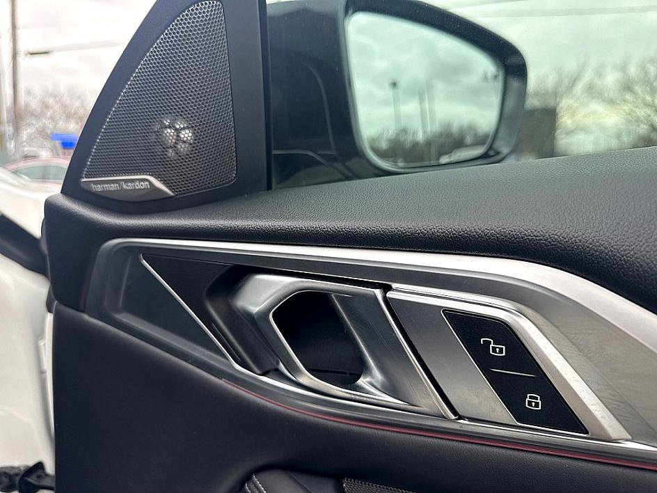 Used 2021 BMW M4 Coupe w/ Executive Package image 22