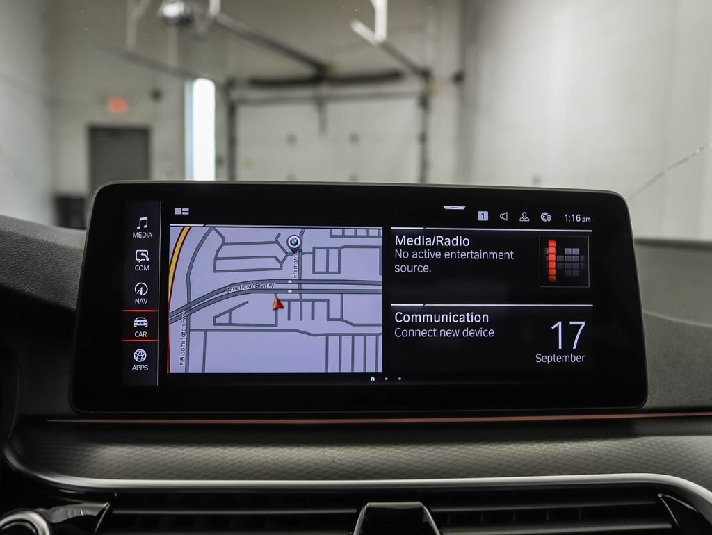 Used 2021 BMW 540i xDrive AWD/4WD image 15