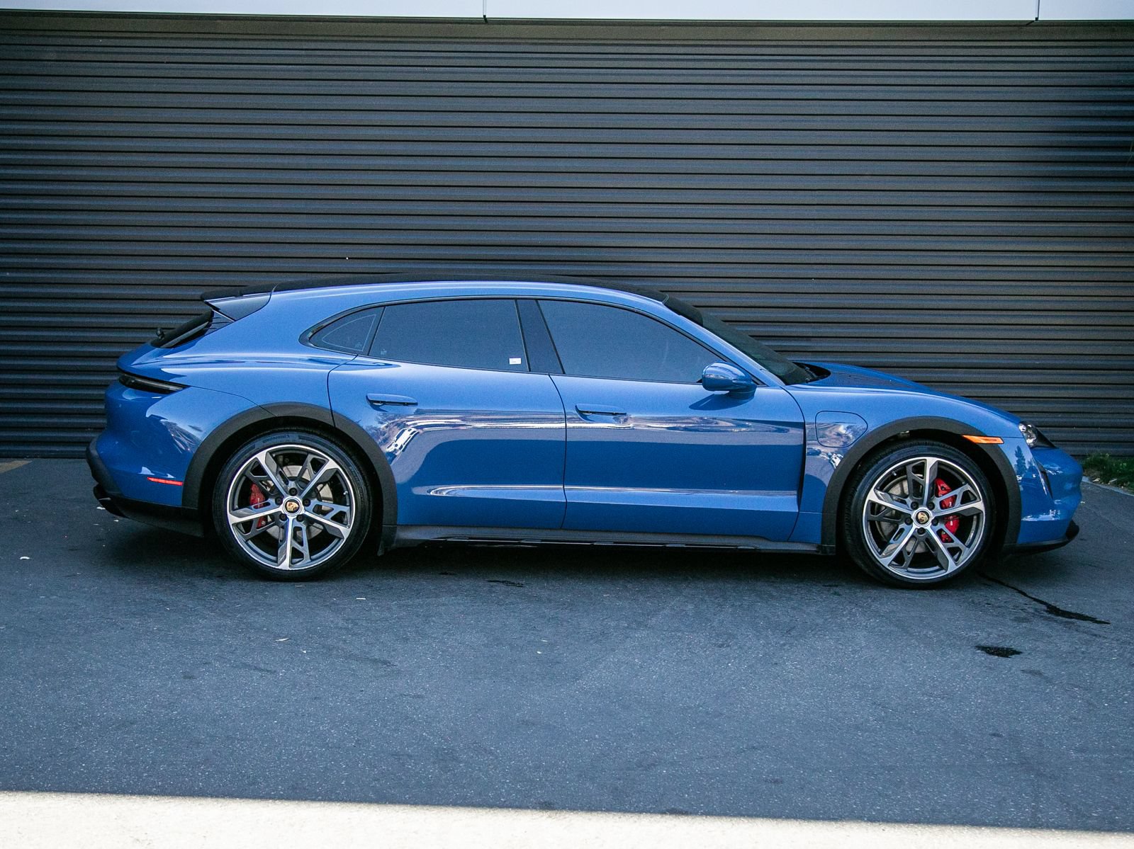 Certified 2023 Porsche Taycan 4S AWD/4WD image 8