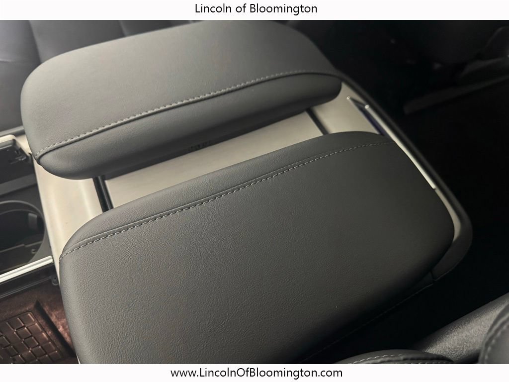 New 2026 Lincoln Navigator L Reserve AWD/4WD image 70