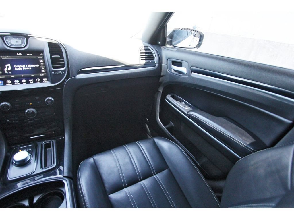 Used 2021 Chrysler 300 S RWD image 10