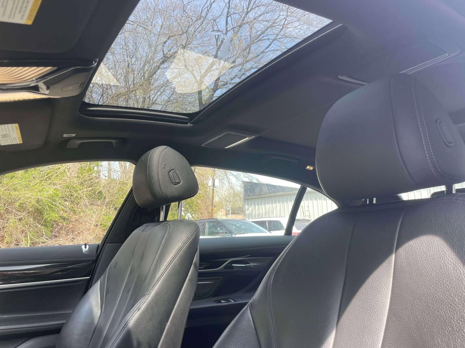 Used 2019 BMW 740i xDrive w/ M Sport Package image 21