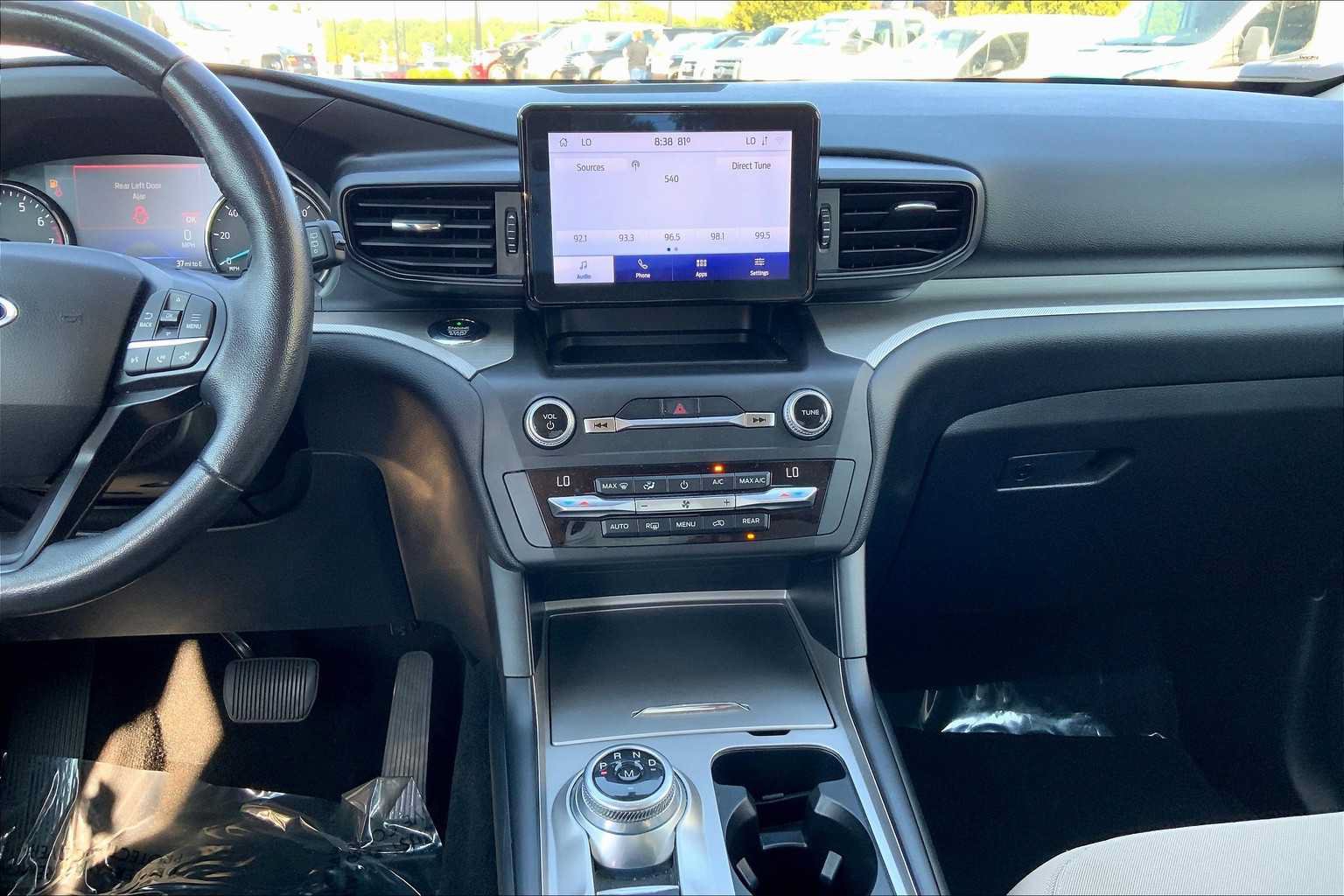 Used 2020 Ford Explorer XLT RWD image 7