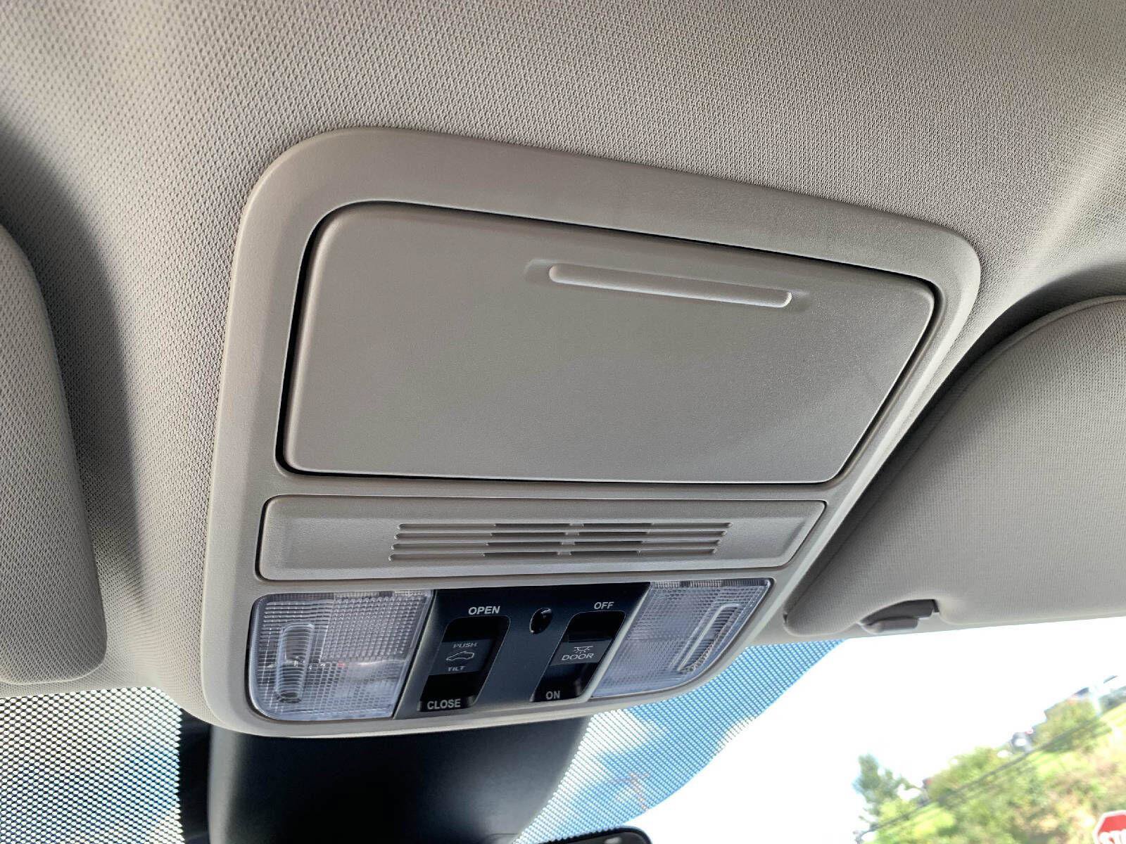 Certified 2026 Honda Odyssey EX-L image 27