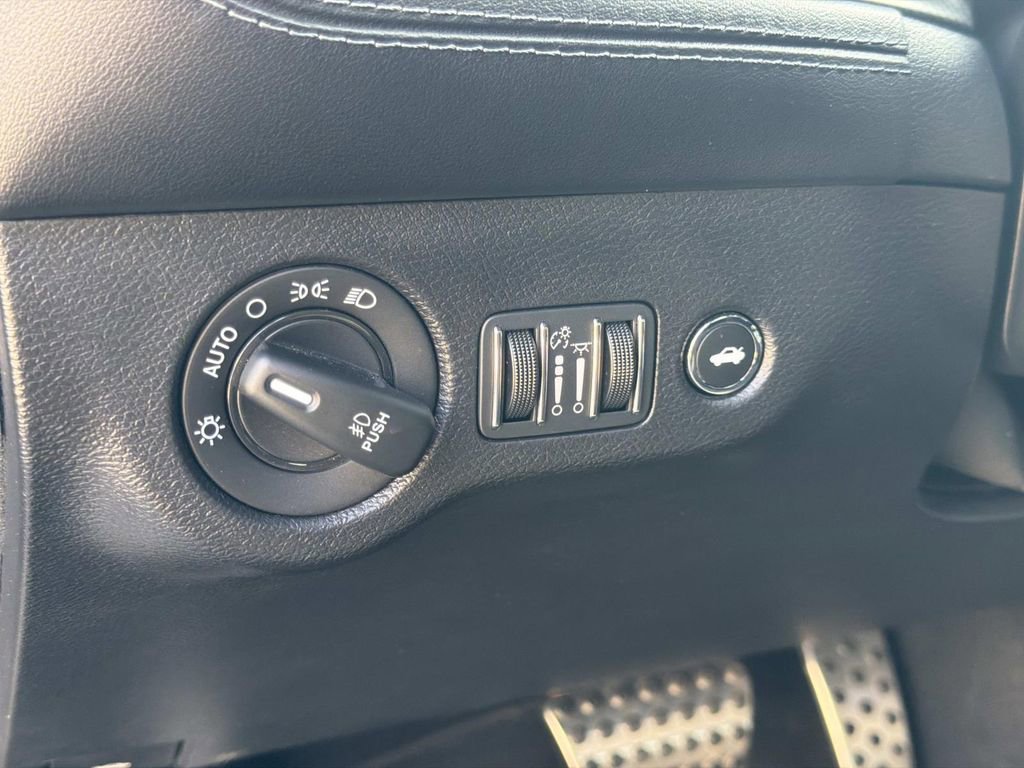 Used 2023 Dodge Challenger R/T Scat Pack w/ Plus Package image 23