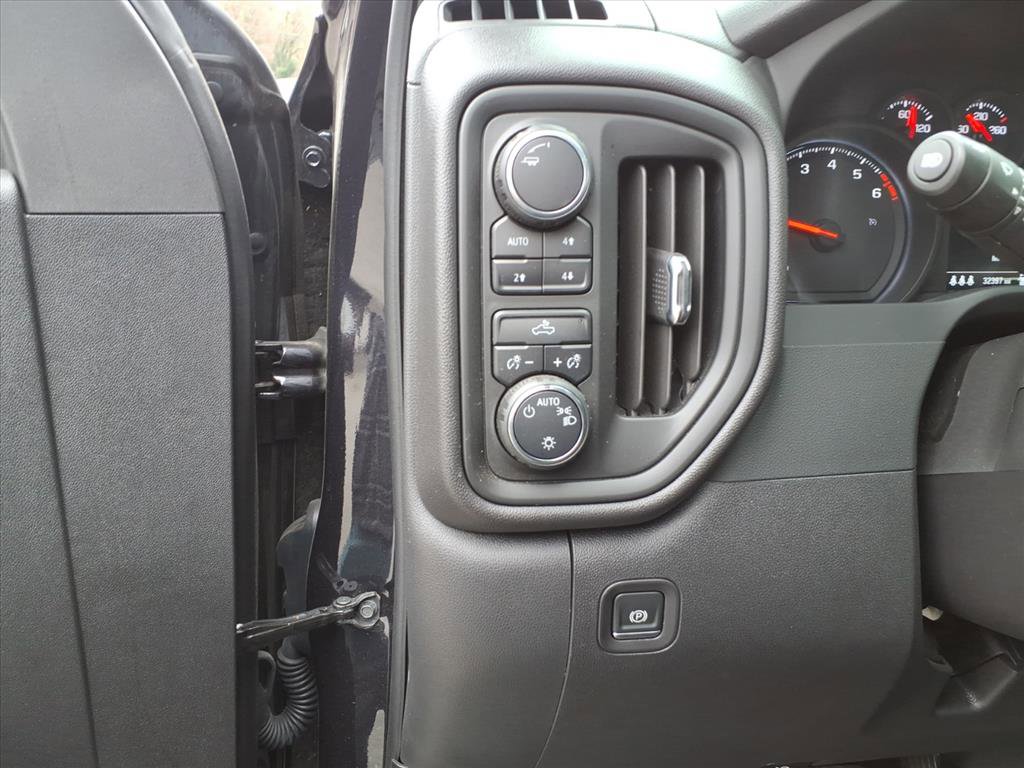 Used 2024 Chevrolet Silverado 1500 Custom Trail Boss image 17