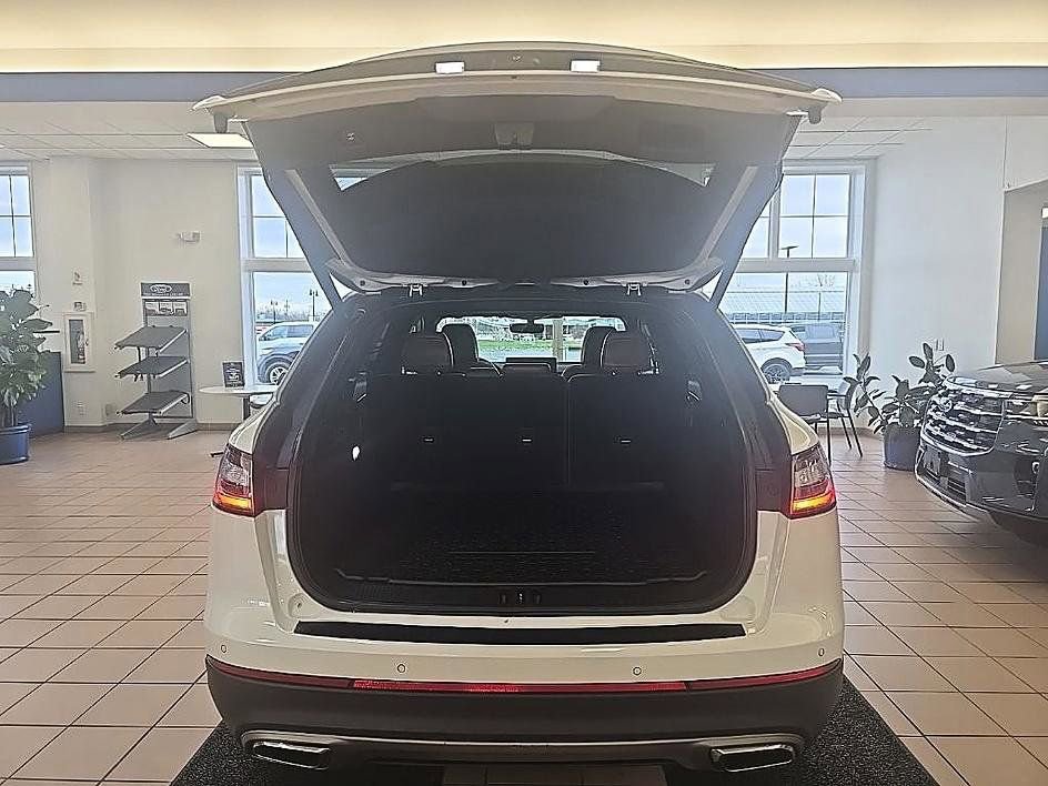 Used 2022 Lincoln Nautilus Reserve AWD/4WD image 30