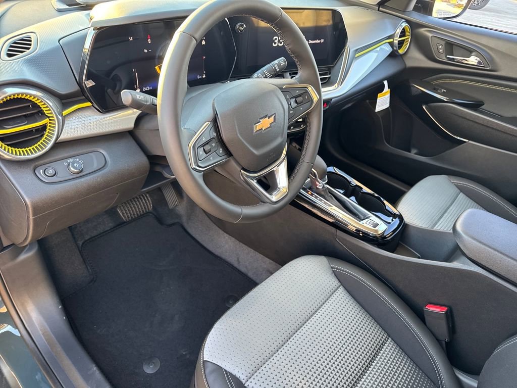 New 2026 Chevrolet Trax LT w/ LT Convenience Package image 16