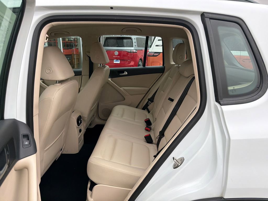 Used 2016 Volkswagen Tiguan S AWD/4WD image 12