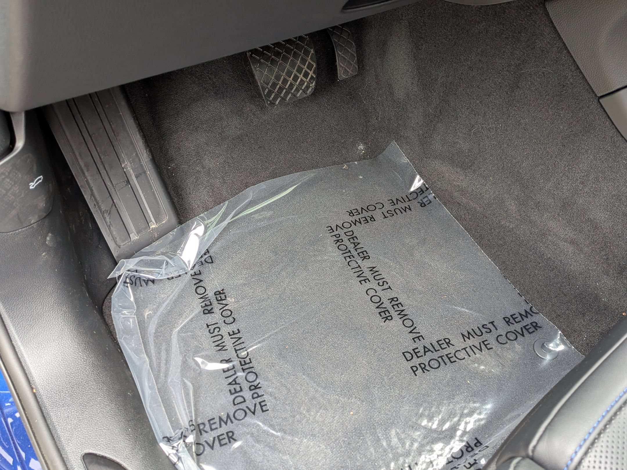 Certified 2025 Porsche Macan Turbo AWD/4WD image 7