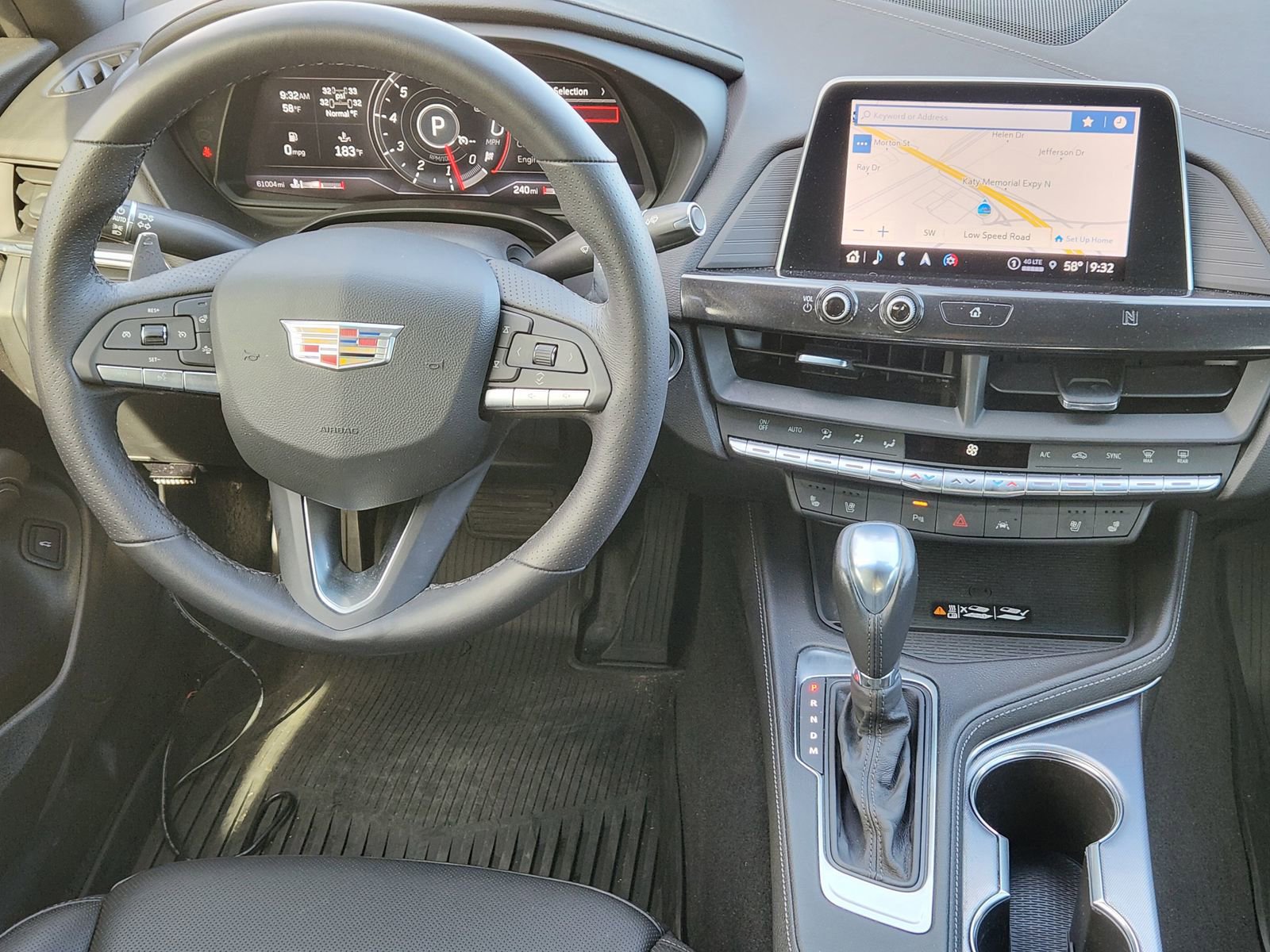Used 2021 Cadillac CT4 Premium Luxury RWD image 30