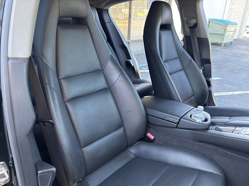 Used 2014 Porsche Panamera 4 AWD/4WD image 37