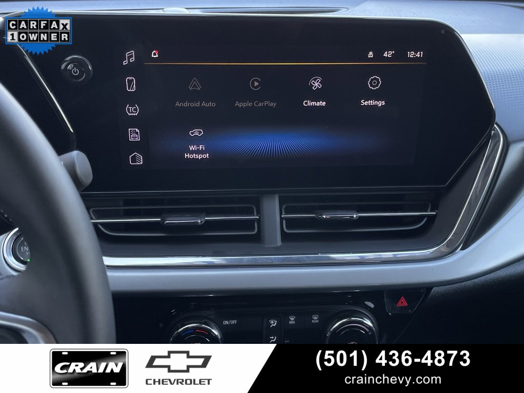 Used 2025 Chevrolet Trax LT w/ LT Convenience Package image 17