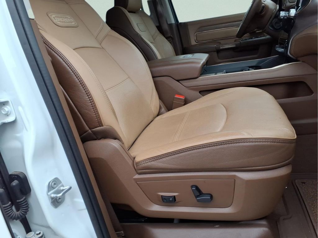 Used 2024 RAM 3500 Limited w/ Safety Group image 17