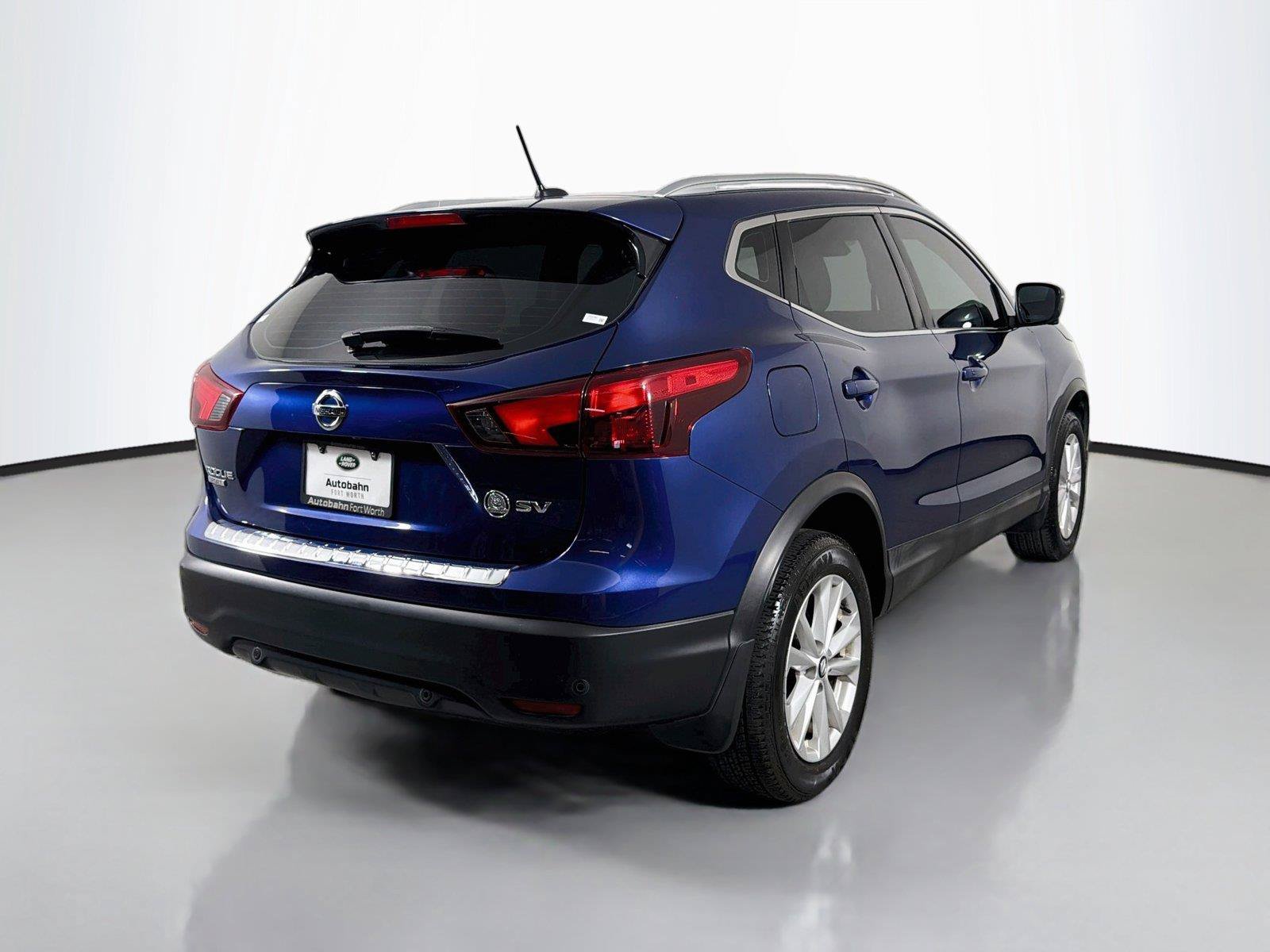 Used 2019 Nissan Rogue Sport SV w/ Technology Package FWD image 5