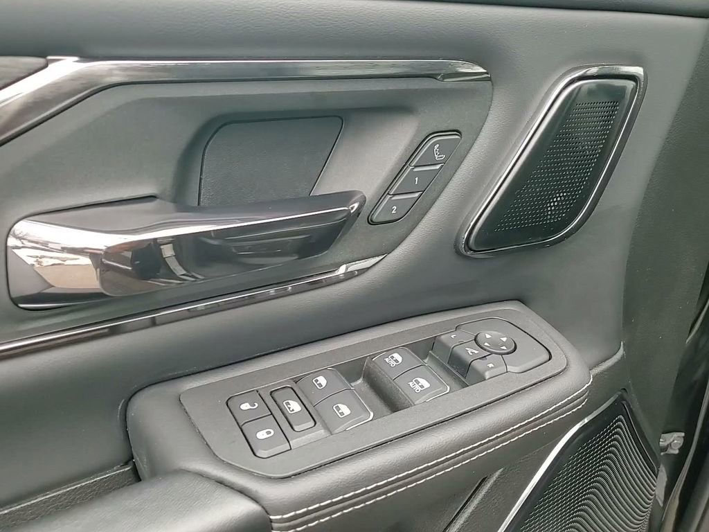 Used 2025 RAM 1500 Limited image 24