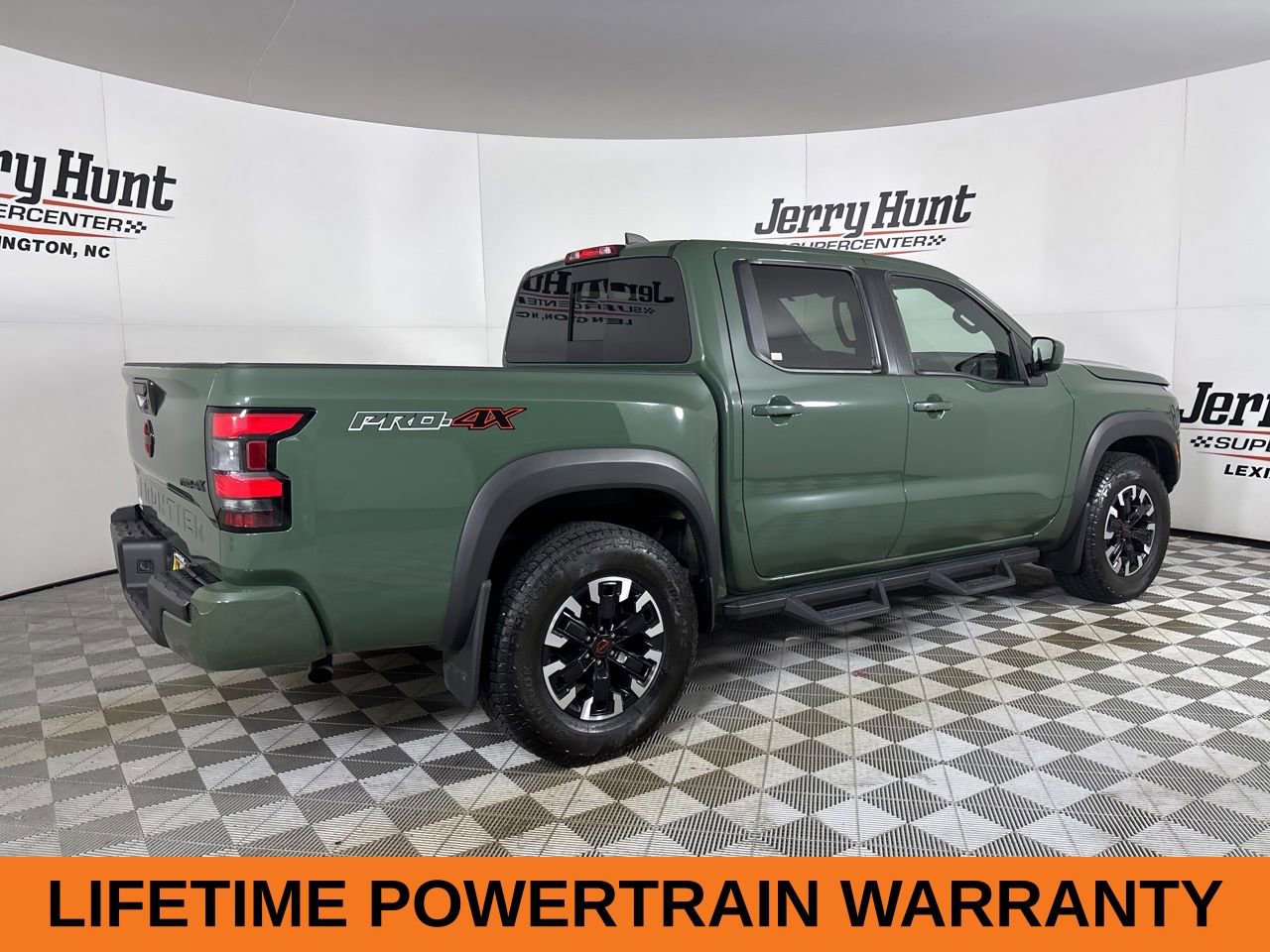 Used 2024 Nissan Frontier PRO-4X w/ Off-Road Protection Package image 5