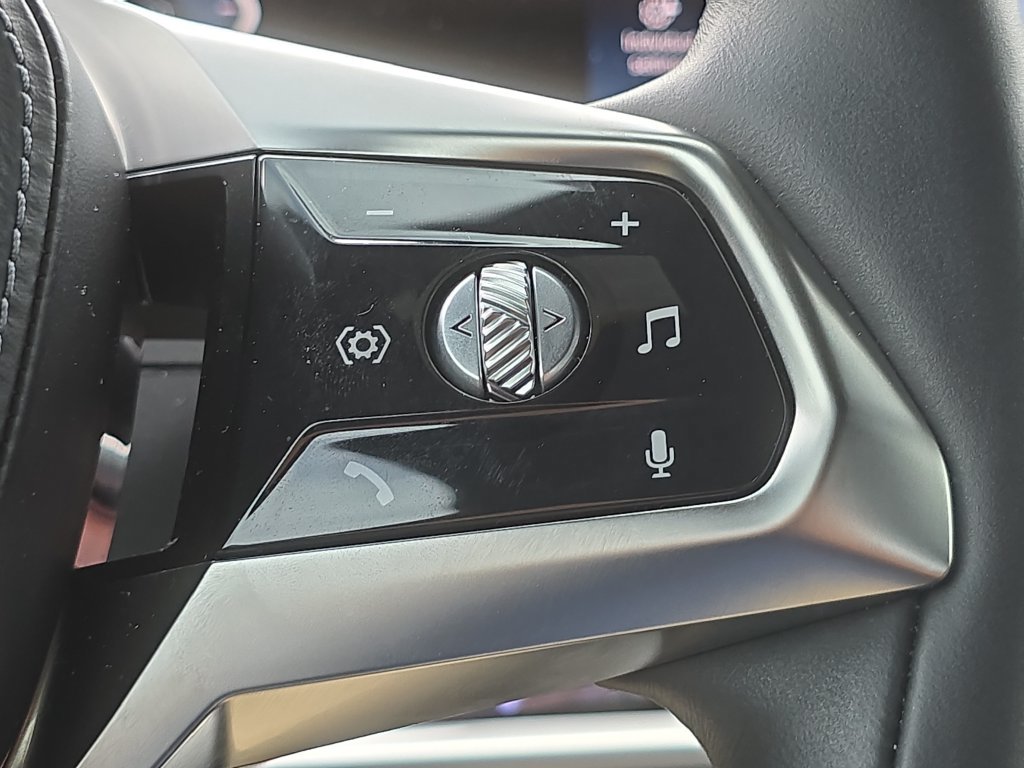 Certified 2024 BMW i7 eDrive50 w/ Premium Package RWD image 11