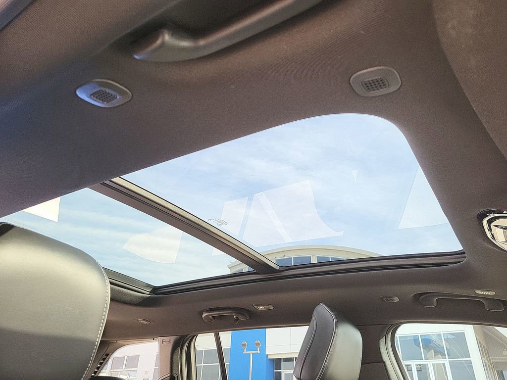 Used 2023 Jeep Grand Cherokee Overland image 19