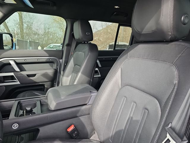 Used 2021 Land Rover Defender 110 X-Dynamic SE image 19