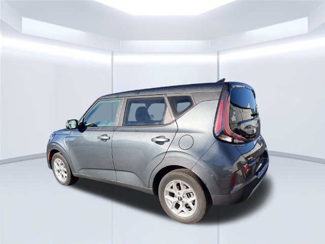 Certified 2024 Kia Soul LX w/ LX Technology Package FWD image 4