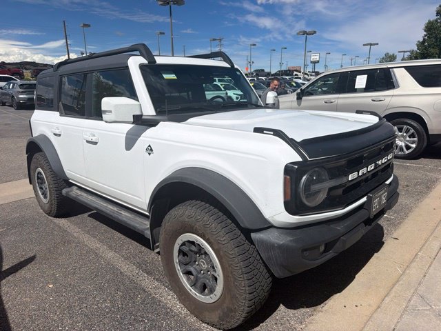 Used 2024 Ford Bronco Outer Banks w/ Sasquatch Package AWD/4WD image 2