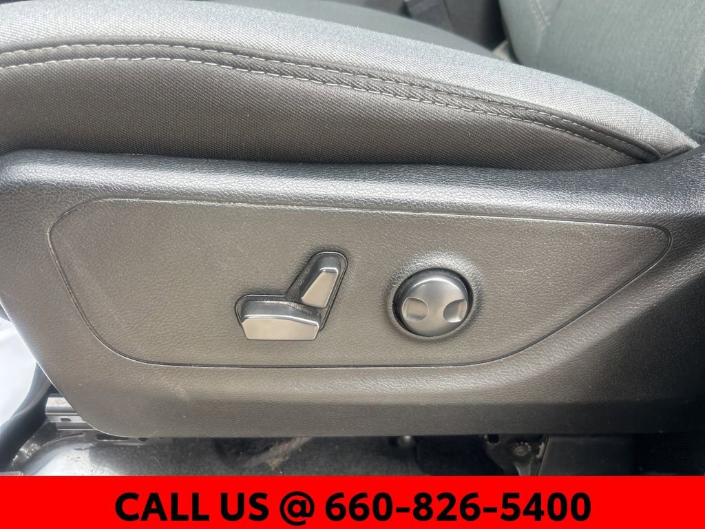 Used 2022 RAM 1500 Big Horn AWD/4WD image 17