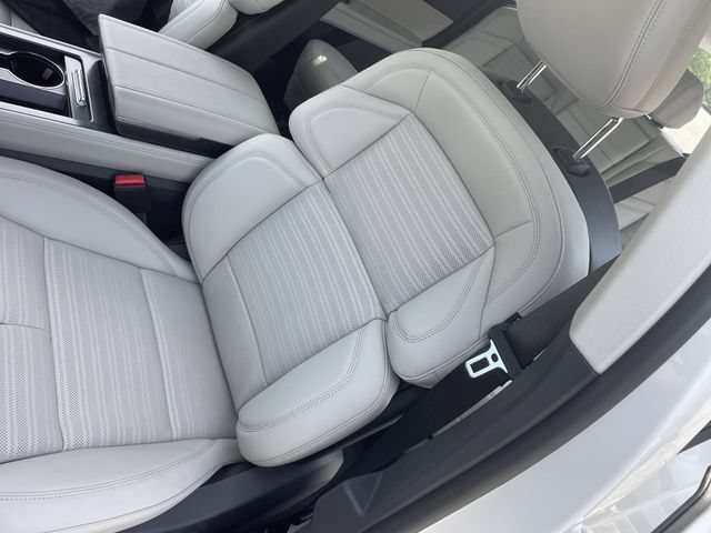 New 2026 Lincoln Nautilus Reserve AWD/4WD image 11