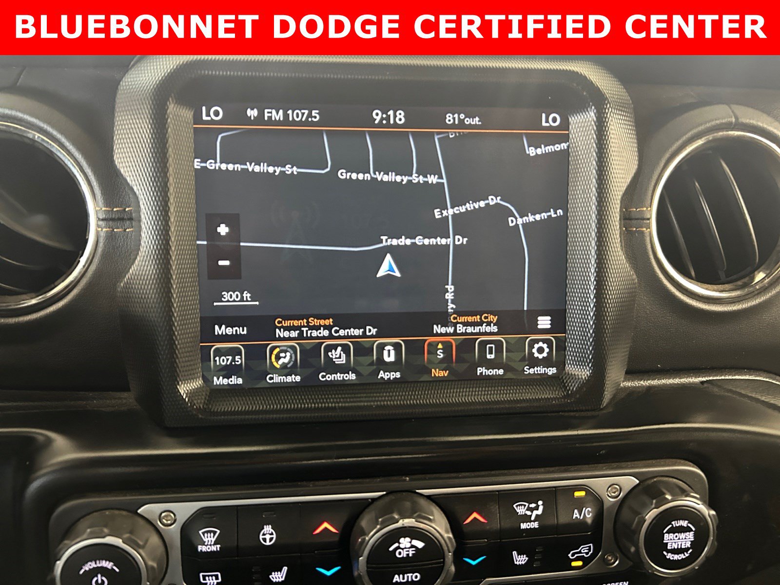 Used 2022 Jeep Gladiator Overland AWD/4WD image 15