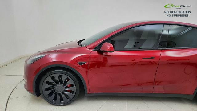 Used 2025 Tesla Model Y Performance AWD/4WD image 4