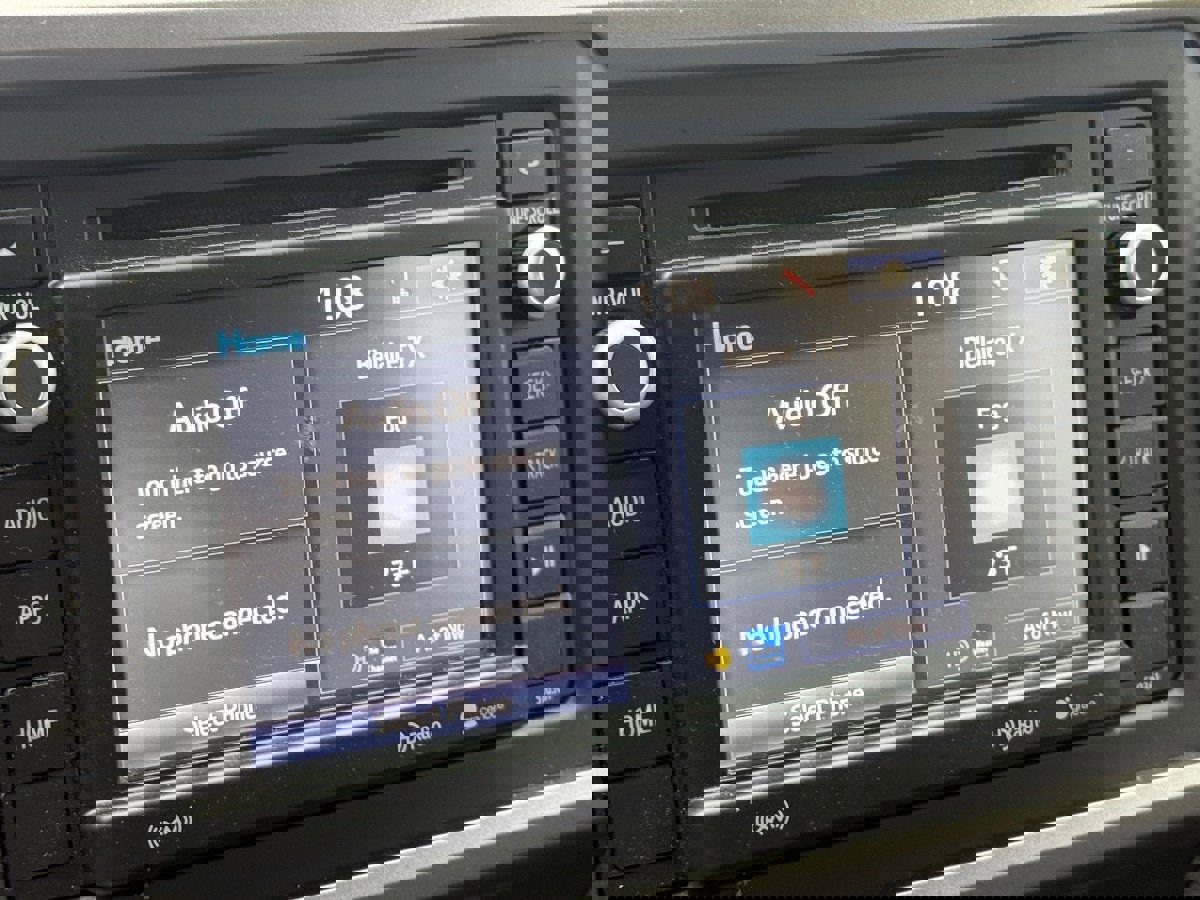 Used 2019 Toyota Tacoma SR5 RWD image 28